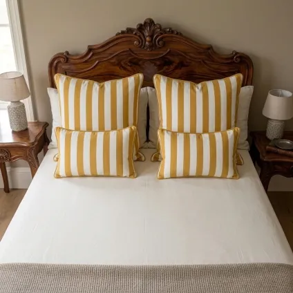 COUSSIN LARGE RAYURE ALMUDAINA BLANC ET OCRE