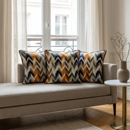 Coussin Ikat jacquard