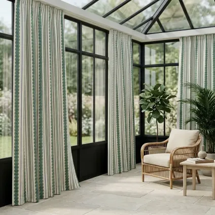 RIDEAU MENERBES STRIPE THYME ECRU OUTDOOR